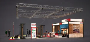 Messestand mit Holztüren im Glasrahmen und einem Pult und Boden im Mondrian Design. Links ist eine Lounge mit dem Großprint einer Bar. Im Vordergrund steht ein Pylon mit Logos. Auf dem Messestand gehen Menschen herum.