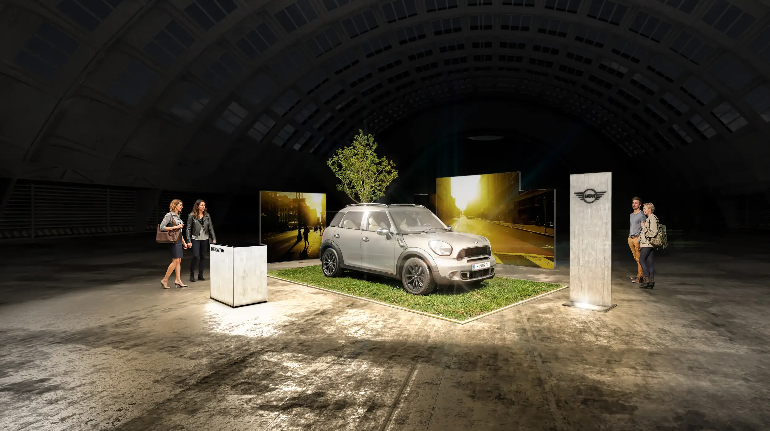 Featured image for “BMW und MINI: Mobiles Ausstellungsset”