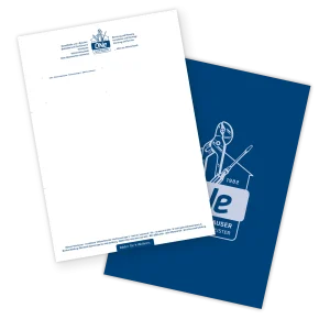 Briefpapier Istallateur Othmar Neuhauser. Vorderseite: Am oberen Rand ist das Angebot, das Logo, am unteren Rand die Adresse, Telefonnumer von Othmar Neuhauser. Am unteren Rand steht der Claim "Bäder für's Wohnen". Auf der Rücksteite ist das Logo auf einem in Weiß auf einem blauen Hintergrund.