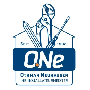 Logo Istallateur Othmar Neuhauser: ein Haus, Bleistift, Rohrzange und Schrabenzieher. In der Mitte ist die Wortmarke O.Ne, darunter der Name Othmar Neuhauser und Ihr Installateurmeister
